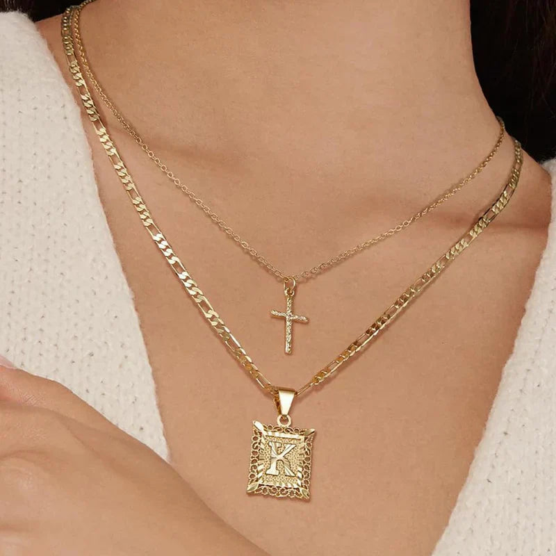 Set Collana Croce con Iniziale | Oro