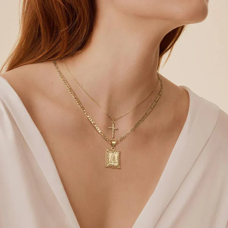 Set Collana Croce con Iniziale | Oro