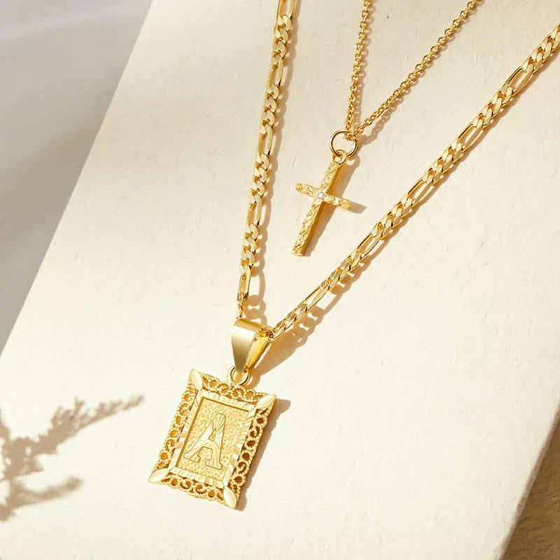 Set Collana Croce con Iniziale | Oro